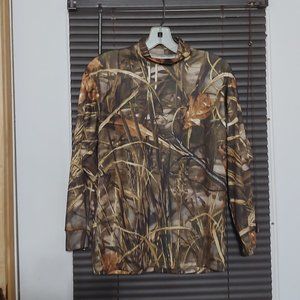 Gator camo shirt size L youth Like new